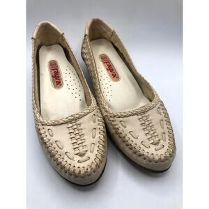 Vintage Fayva White Woven Moccasin Style Loafers Flats Never Worn Size 5